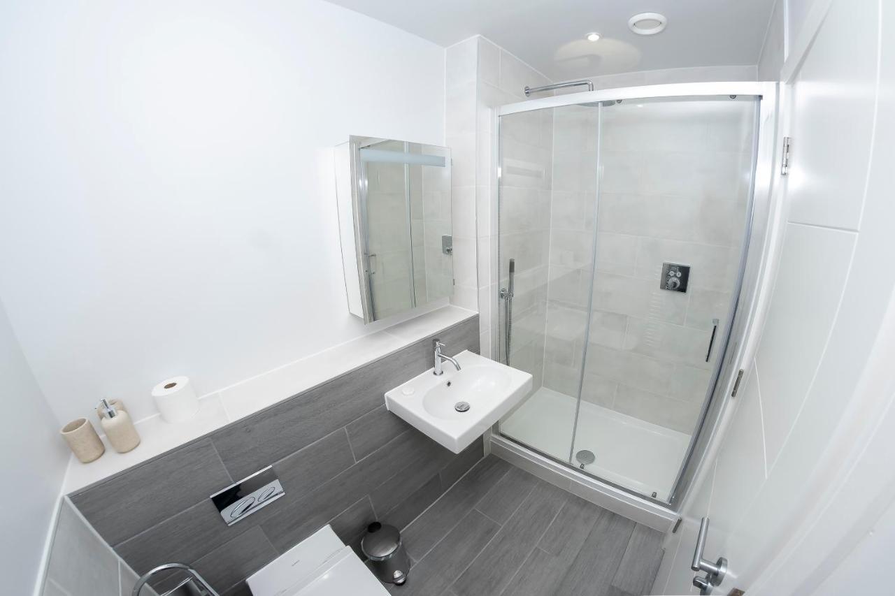 2 Putsborough - Luxury Apartment At Byron Woolacombe, Only 4 Minute Walk To Woolacombe Beach! エクステリア 写真