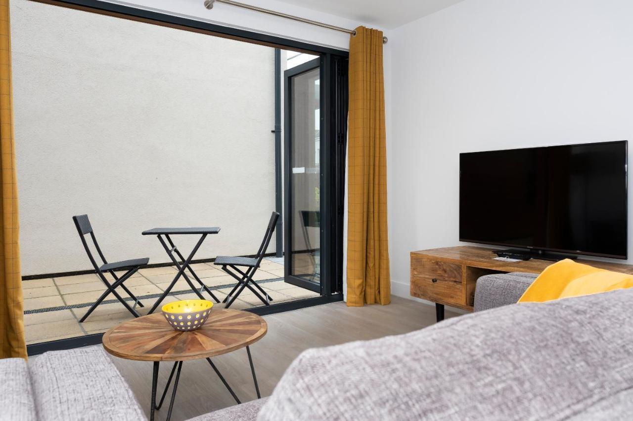 2 Putsborough - Luxury Apartment At Byron Woolacombe, Only 4 Minute Walk To Woolacombe Beach! エクステリア 写真